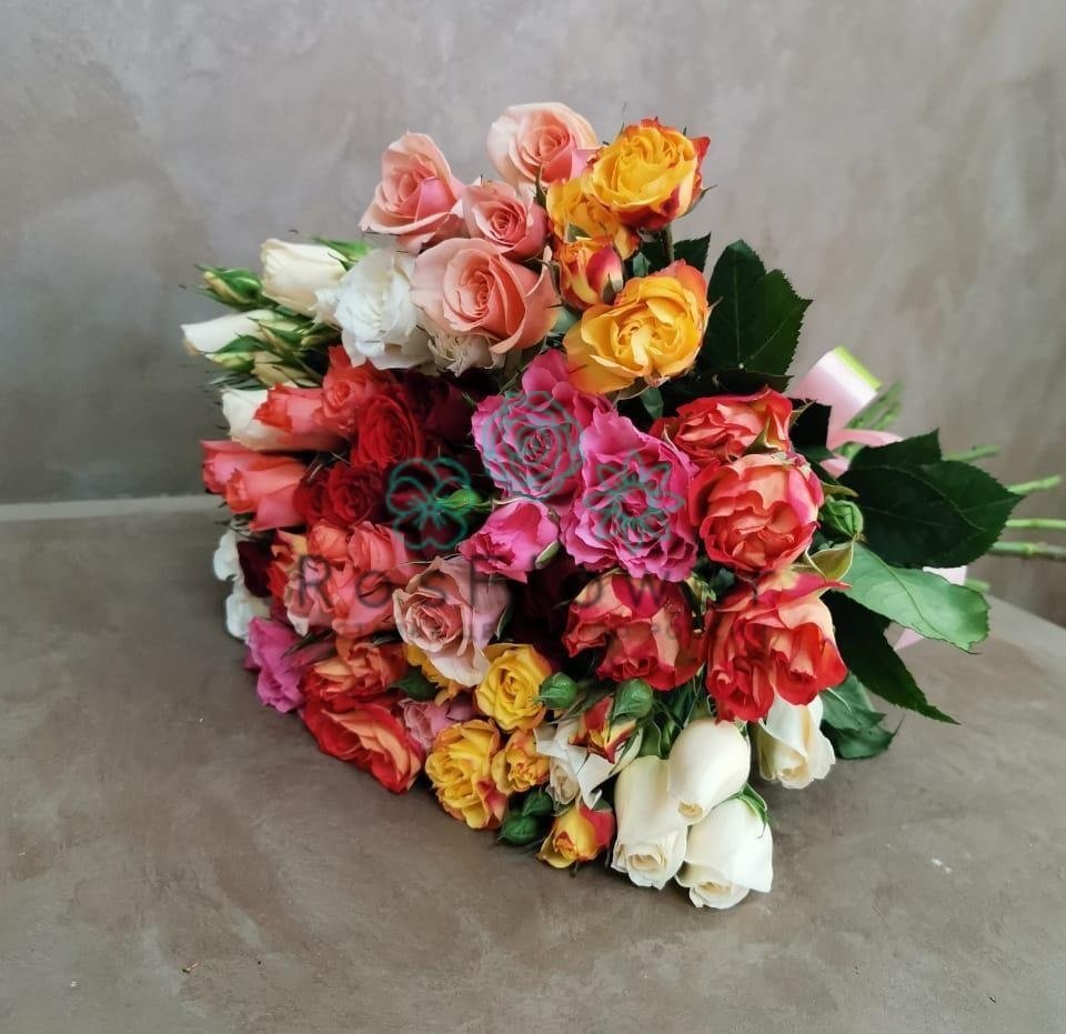 Букет цветов из: Розы в Поселье