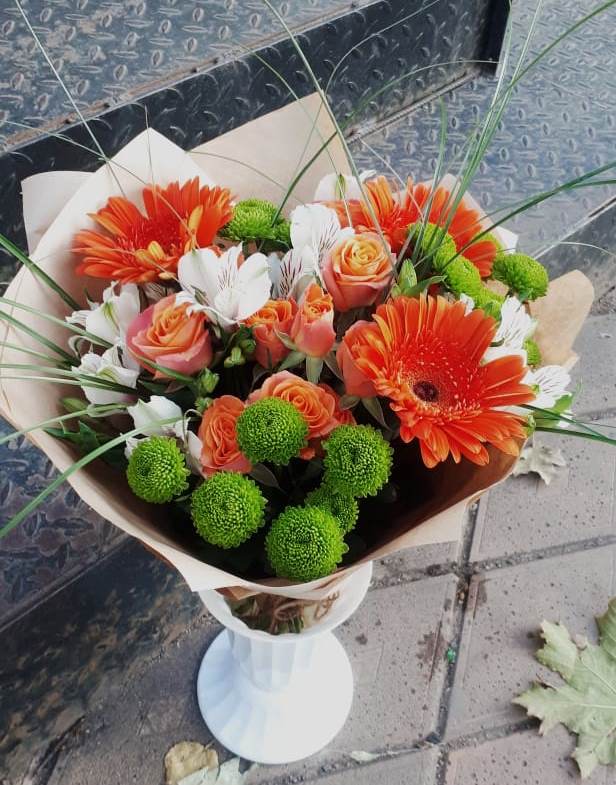 Букет цветов из: Герберы, Хризантемы, Альстромерии и Розы в Поселье