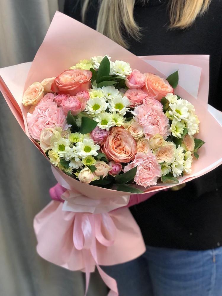 Букет цветов из: Гвоздики, Розы и Хризантемы в Поселье