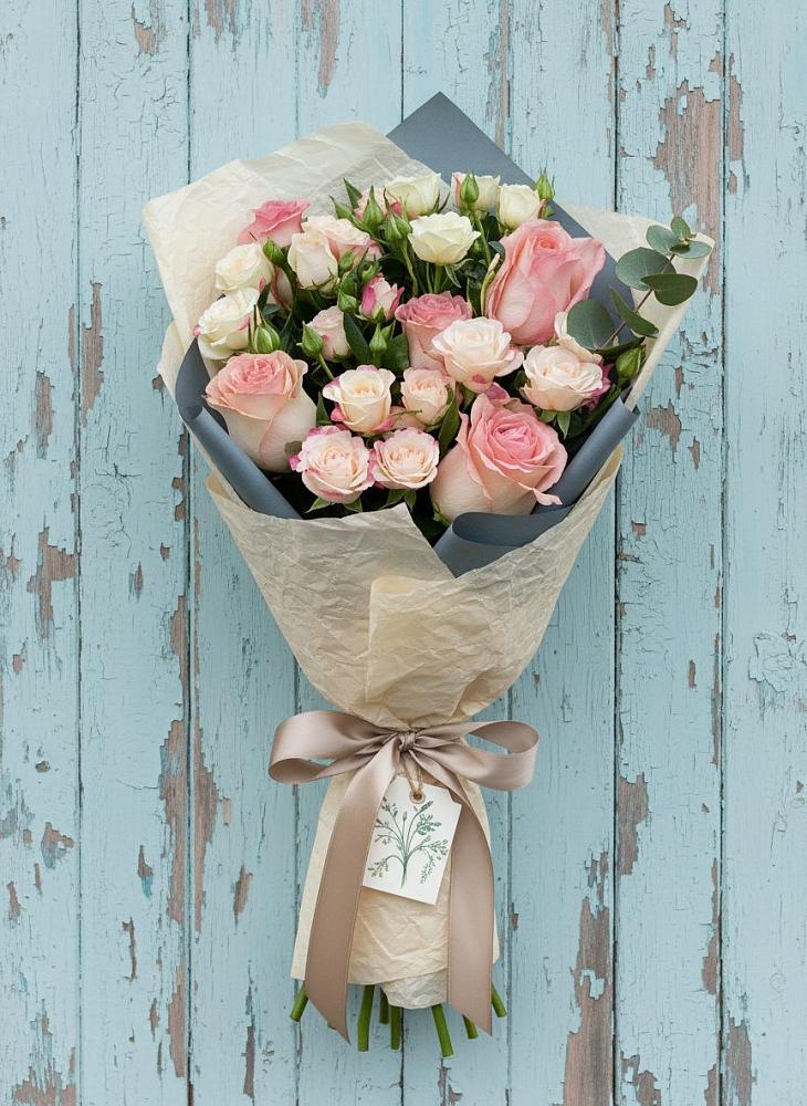 Букет цветов из: Розы в Поселье