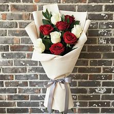 Букет цветов из:  Розы в Поселье