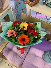 Букет цветов из:  Герберы, Хризантемы и Альстромерии #REPLACE_PRED# Поселье