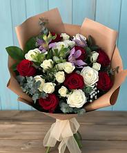 Букет цветов из:  Розы и Альстромерии в Поселье
