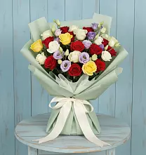 Букет цветов из:  Розы в Поселье