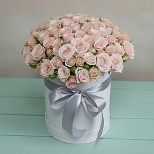 Цветочная композиция из Розы в шляпной коробке в Поселье