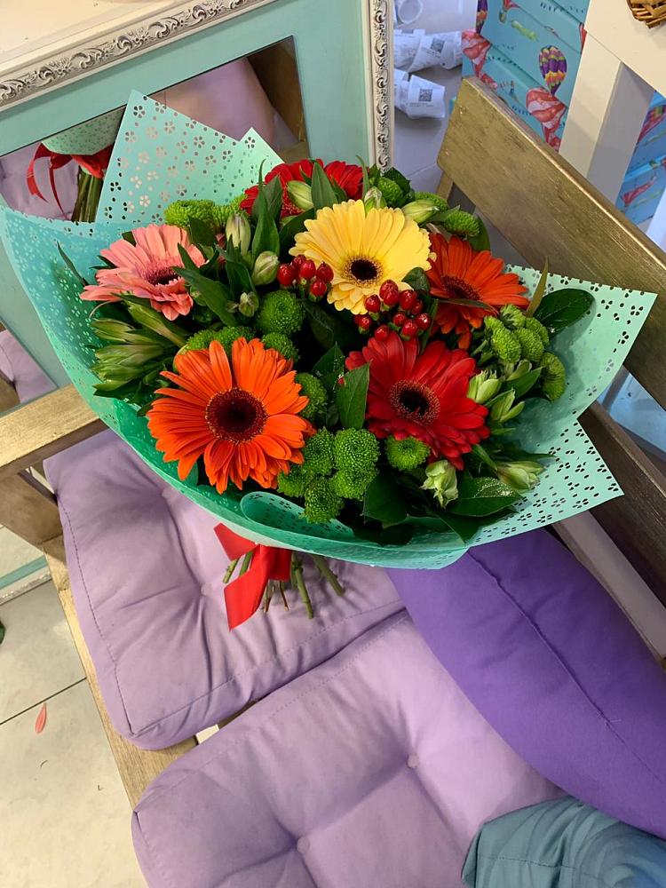Букет цветов из: Герберы, Хризантемы и Альстромерии в Поселье