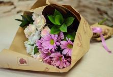 Букет цветов из:  Розы и Хризантемы #REPLACE_PRED# Поселье