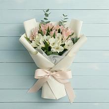 Букет цветов из:  Альстромерии #REPLACE_PRED# Поселье