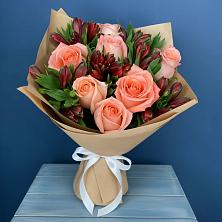 Букет цветов из:  Розы и Альстромерии в Поселье