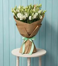 Букет цветов из:  Лизиантусы в Поселье