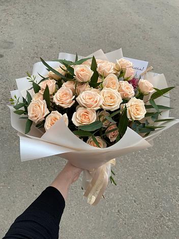 Букет Кремовые розы Латте в Поселье