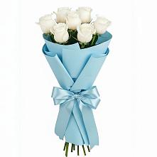 Букет 7 белых роз Проуд в Поселье