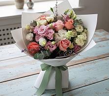 Букет цветов из:  Розы, Лизиантусы и Гвоздики в Поселье