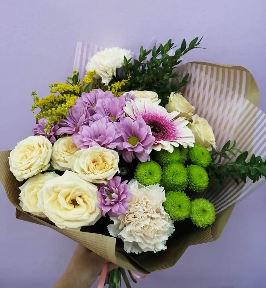 Букет цветов из: Хризантемы, Розы, Гвоздики и Герберы в Поселье