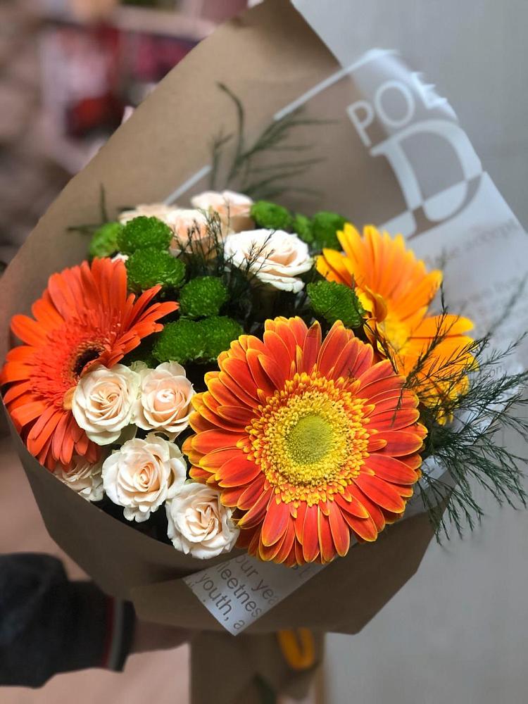 Букет цветов из: Герберы, Хризантемы и Розы в Поселье