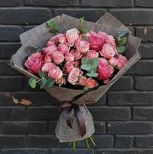 Букет цветов из:  Розы в Поселье