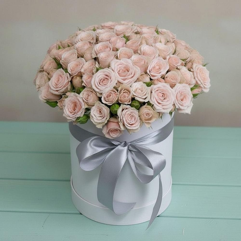 Цветочная композиция из Розы в шляпной коробке в Поселье