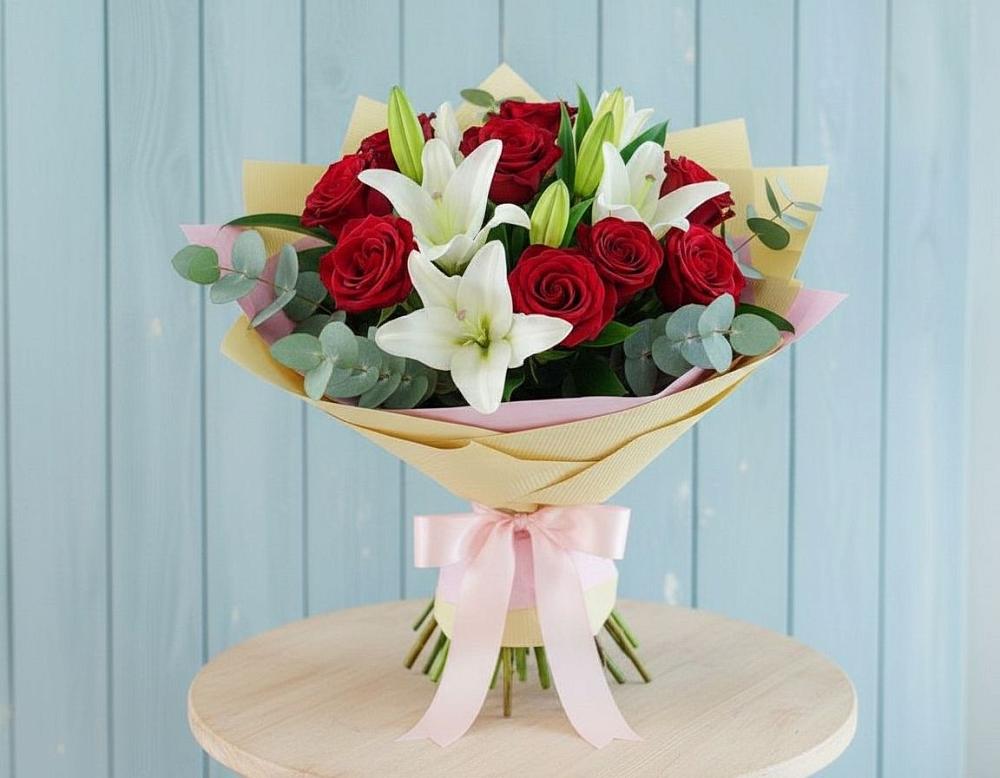 Букет цветов из: Лилии и Розы в Поселье